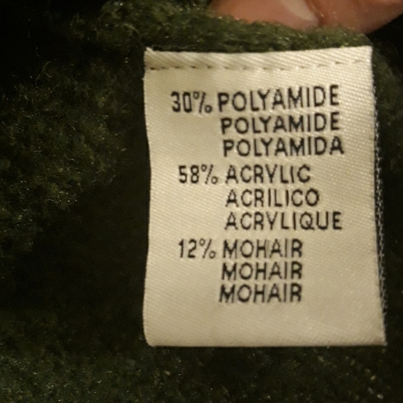 JS Millenium green and gold shrug. - Picture 3 of 5